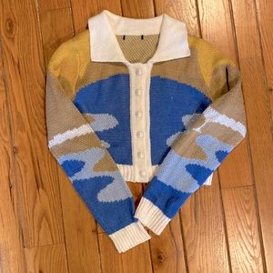 Cropped graphic sweater